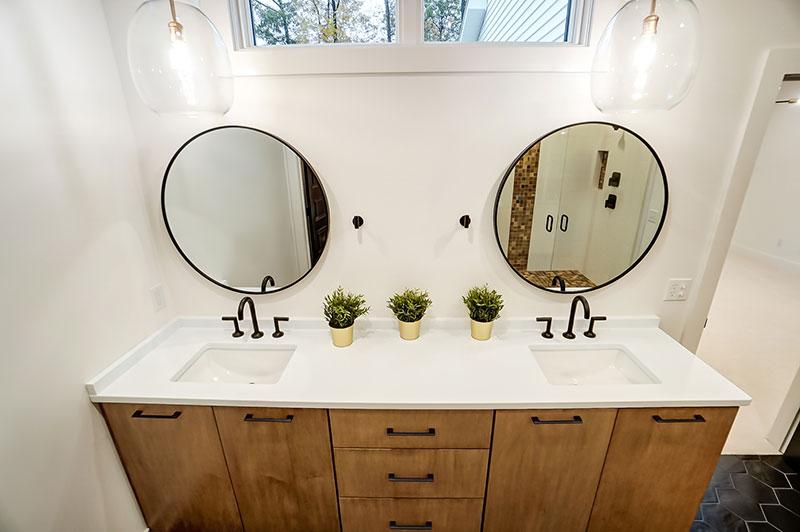 "Balmoral 40" - Image# 20