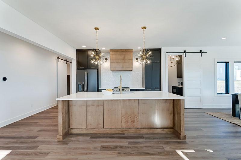 Eagle Rock 76 - Image# 9