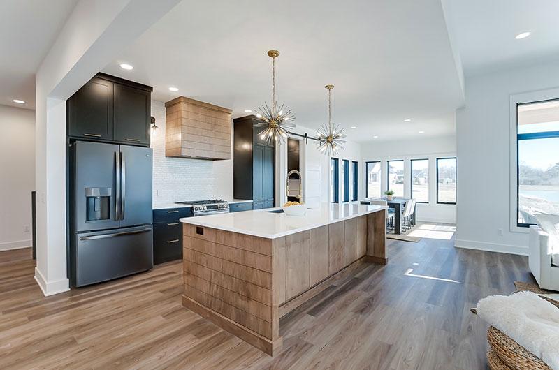 Eagle Rock 76 - Image# 10