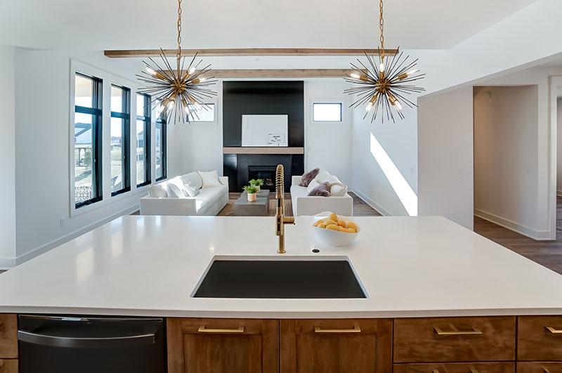 Eagle Rock 76 - Image# 13