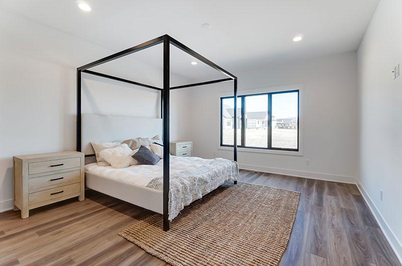 Eagle Rock 76 - Image# 16