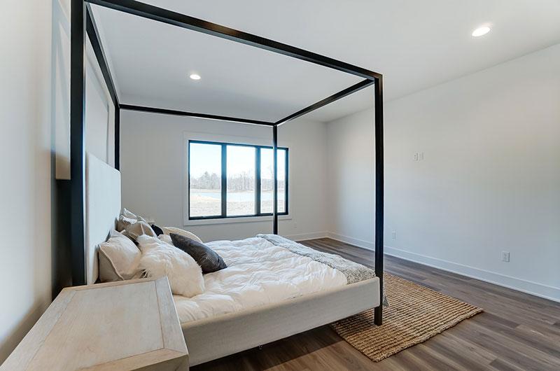 Eagle Rock 76 - Image# 18