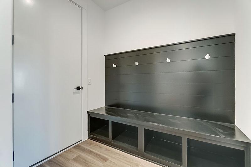 Eagle Rock 76 - Image# 28