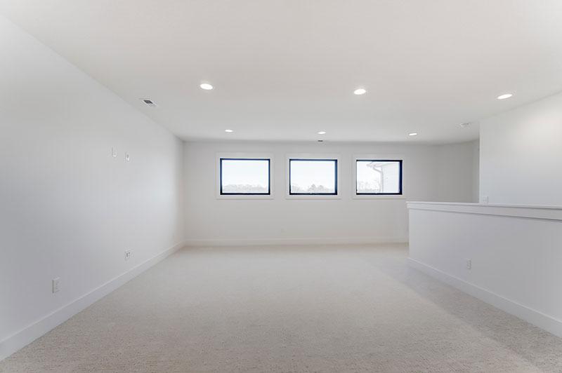 Eagle Rock 76 - Image# 31