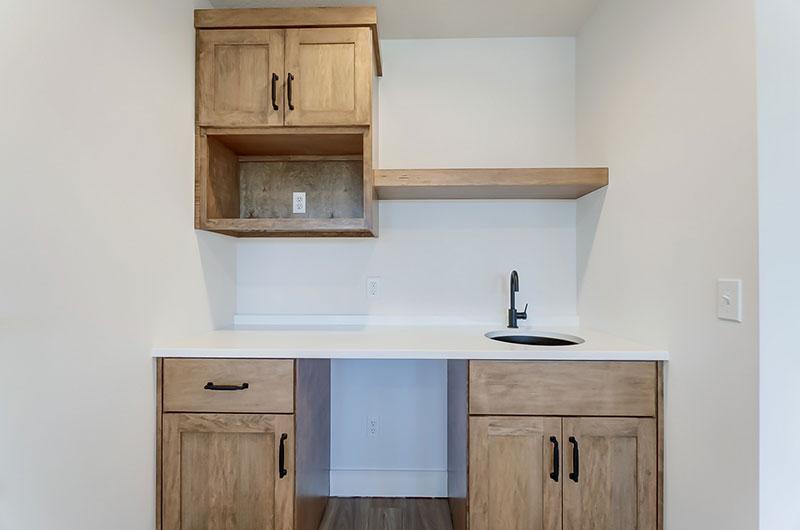 Eagle Rock 76 - Image# 32